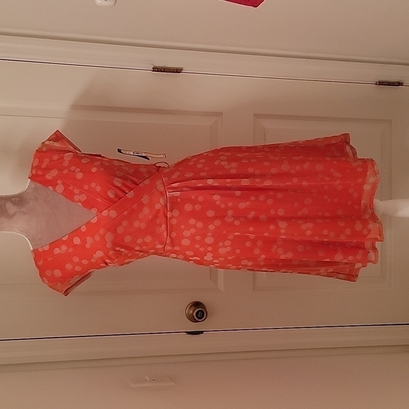 I le size 6 Orange with White Polkadot Dress - Picture 1 of 10
